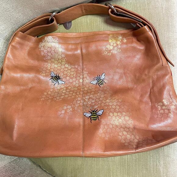 Hand Painted Bumble Bee Leather Hobo Bag Horse bit Anuschka Inspired - Picture 8 of 16